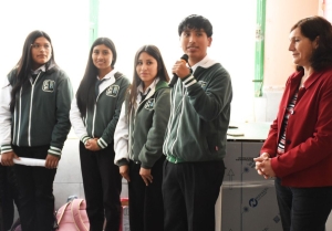 Escuelas secundarias. Familias conocieron propuestas
