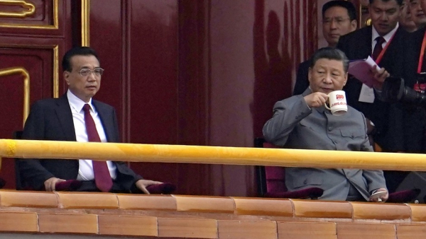 China se enoja por las represas y frena financiamiento de los trenes