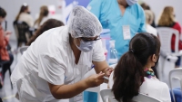 Argentina ya aplic&oacute; m&aacute;s de 5,3 millones de vacunas y 950 mil fueron en la &uacute;ltima semana