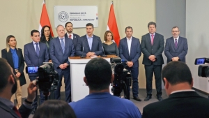 Paraguay demandar&aacute; a Argentina en el Mercosur por el peaje y la retenci&oacute;n de embarcaciones en la hidrov&iacute;a