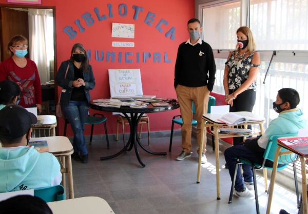 Marat&oacute;n de lectura en distintos espacios culturales