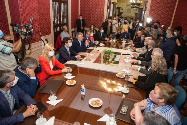 &ldquo;Es momento de una gran construcci&oacute;n desde la periferia hacia el centro&rdquo;