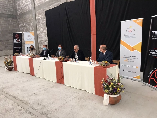 Empresas recibieron el certificado de cr&eacute;dito fiscal