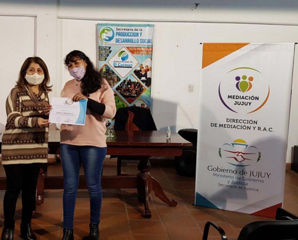 Mediaci&oacute;n Comunitaria: Finaliz&oacute; capacitaci&oacute;n en El Carmen