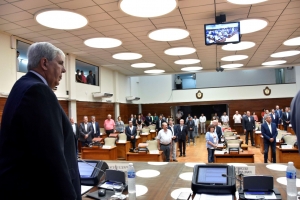 TOM&Oacute; ESTADO PARLAMENTARIO EL PEDIDO DE JUCIO POL&Iacute;TICO A PABLO BACA